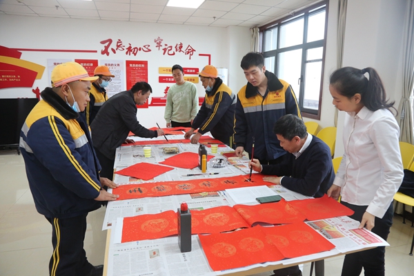 送春聯活動 (3).JPG