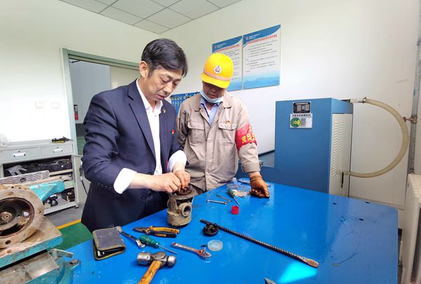 1692255181142098.jpg 黨員一幫一_副本.jpg