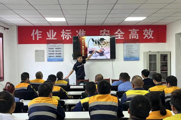 1695626398541374.jpg 安全宣講_副本.jpg