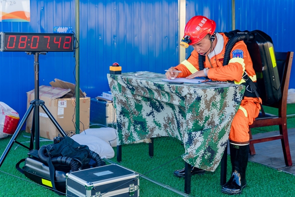 杜營科 (1)_副本.jpg