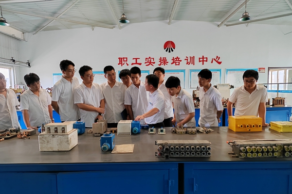 1700031730137104.jpg 職工崗位創(chuàng)新培訓交流_副本.jpg