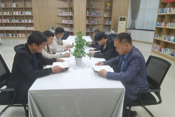 1700103726148658.jpg 圖書閱覽室_副本.jpg