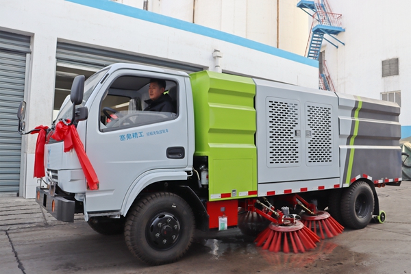 1701325167346224.jpg 井下防爆車_副本.jpg