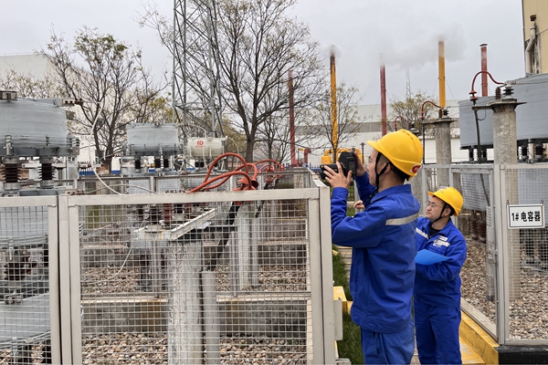 1731458962181449.jpg 設備測溫_副本.jpg