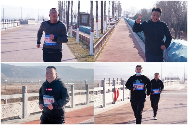 賽跑中_副本.jpg