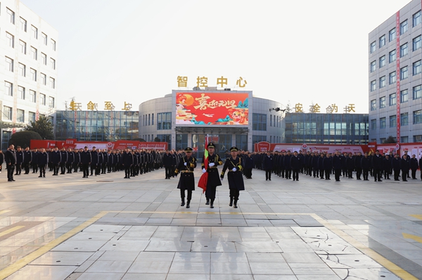 1735712795249924.jpg 胡家河升國旗.jpg