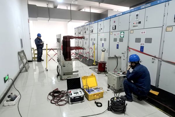 高壓電氣設備絕緣檢測_副本.jpg