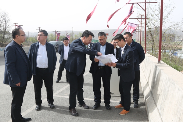 1744791929129926.jpg 公司黨委書記、董事長焦小年到水北集運站項目現場_副本.jpg