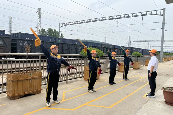 1752055065118991.jpg 崗位練兵_副本.jpg