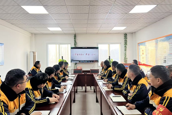 1767841390109671.jpg 安全培訓_副本.jpg